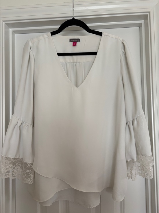 Vince Camuto Tops - Vince Camuto Ivory V-Neck Lace-Trim Bell Sleeve Blouse